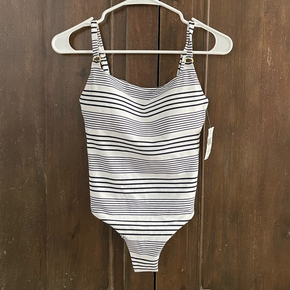 Melissa Odabash one piece swimsuit - Picture 1 of 8